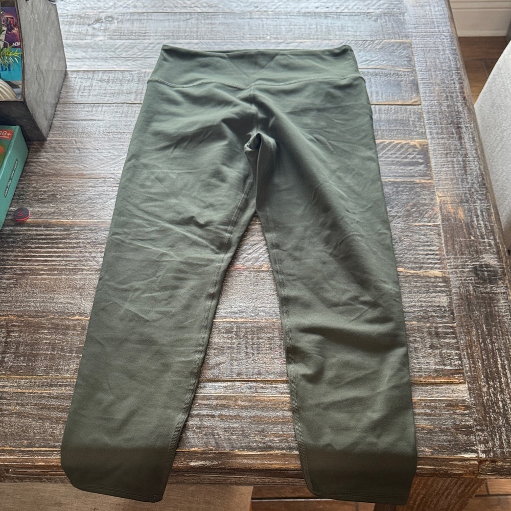 Zobha women’s Olive Stretch Performance Leggings